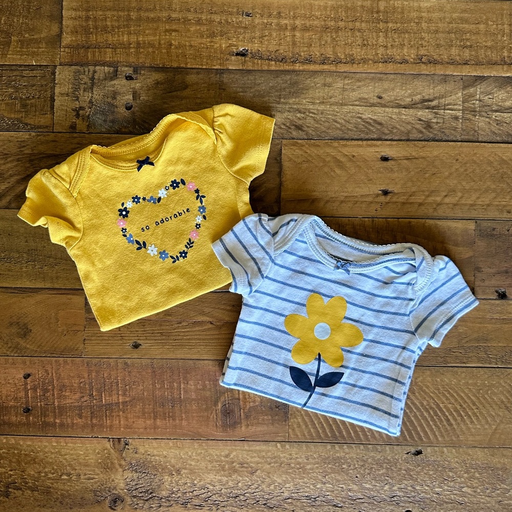 Carter’s Short Sleeve Onesies (Set of 2)